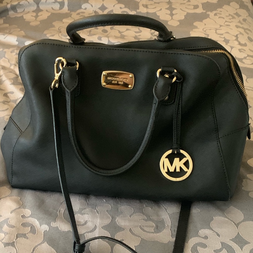 *Sale* Michael Kors Satchel
